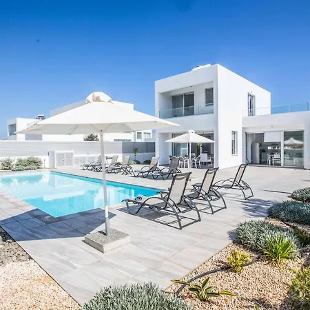 Villa Greco Ccv5 Protaras